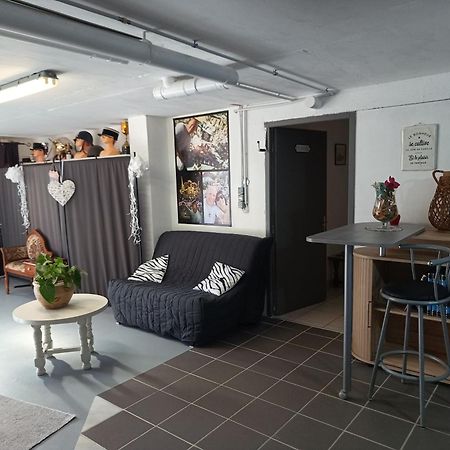 Le Studio Saint-Martin-des-Tilleuls Exterior photo